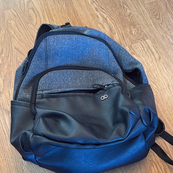 CALIA Backpack - Picture 1 of 1